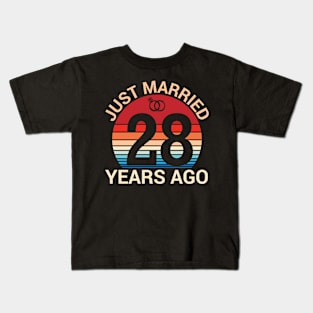 Just Married 28 Years Ago Husband Wife Married Anniversary Kids T-Shirt